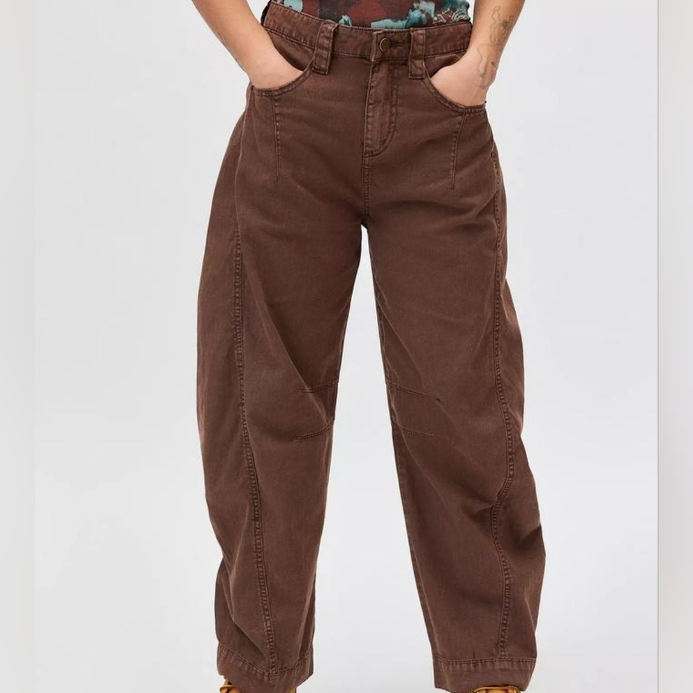 BDG Elise Baggy Barrel Leg Pant Urban Outfitters Size 0 Brown